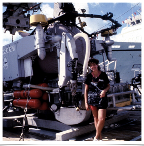 Dr. Alshuth and JSL submersible in Bahamas.