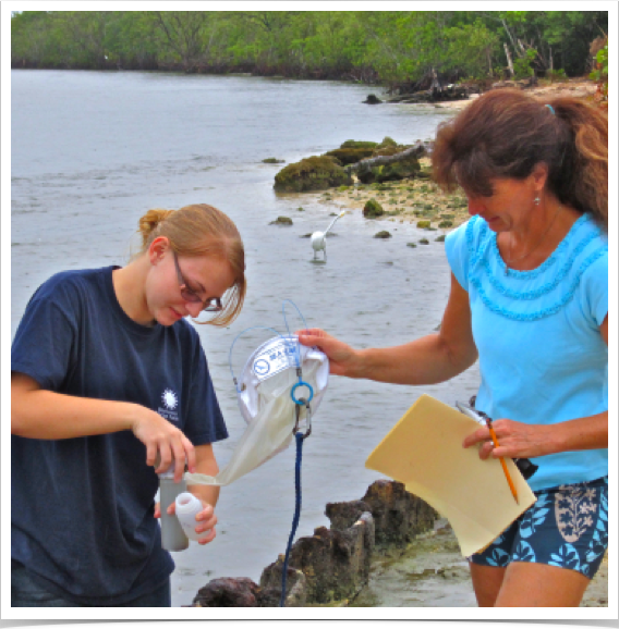 Dr. Sabine Alshuth supervising Honors student - studying oceanographic parameters associated with Harmful Algae Blooms - NOAA PMN research.