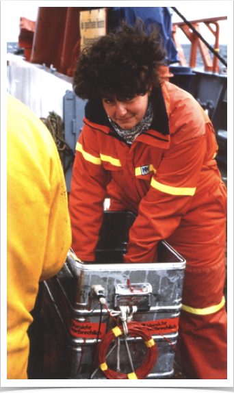 Shooting assistant Dr. Alshuth performing the detonation.