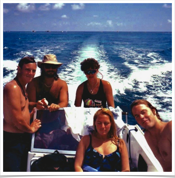 Prof. Dr. Alshuth with graduate students - Subtropical Marine Fish Ecology course in FL Keys.
