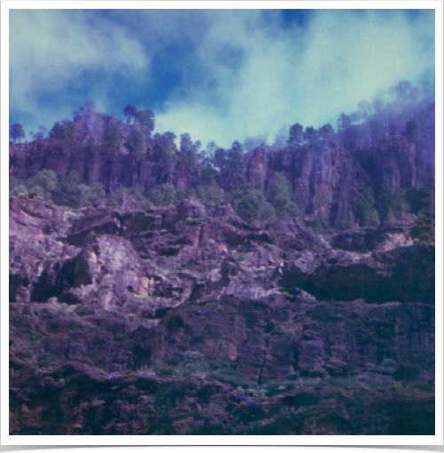 Mist over Montana de la Fuente in
Gran Canaria. Mist over Montana de la Fuente in
Gran Canaria.