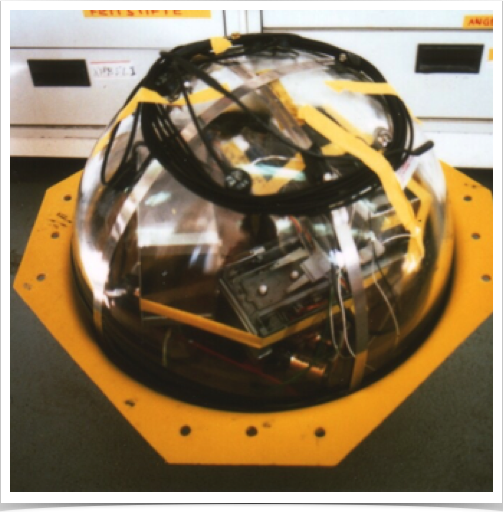 OBS - Ocean Bottom Seismograph.
OBS - Ocean Bottom Seismograph.