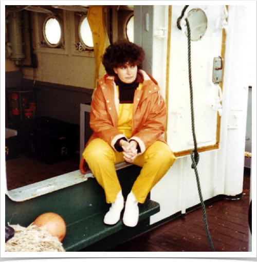 Dr. Alshuth awaiting the pelagic catch: 
Adult sprat population density and reproduction research